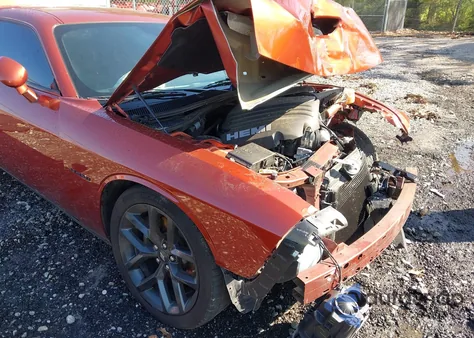 2022 Dodge Challenger R/T from USA, damaged, VIN 2C3CDZBT4NH108397